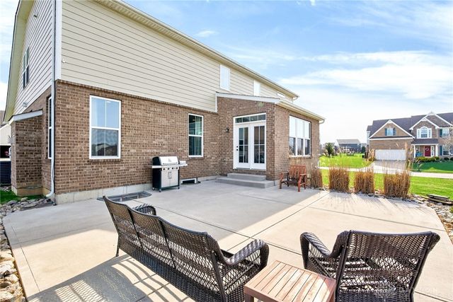 1706 Meadow Creek Court, Centerville, OH 45458