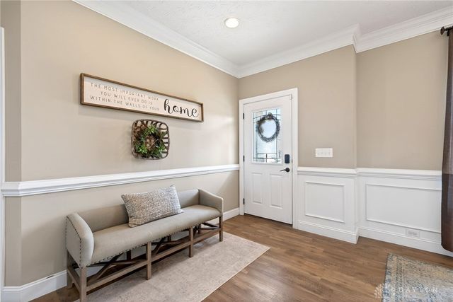 1706 Meadow Creek Court, Centerville, OH 45458