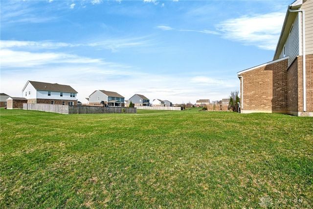 1706 Meadow Creek Court, Centerville, OH 45458