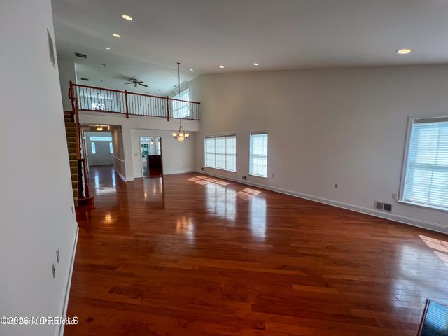 4 Salter Court, Manalapan, NJ 07726