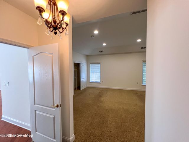 4 Salter Court, Manalapan, NJ 07726