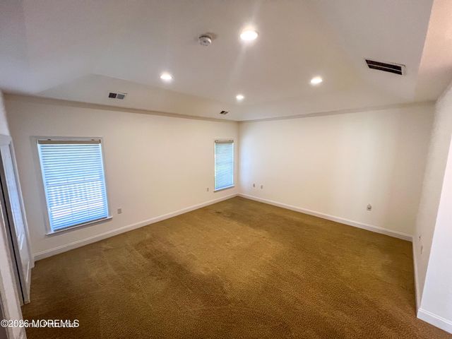 4 Salter Court, Manalapan, NJ 07726