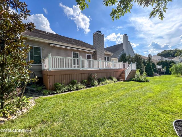 4 Salter Court, Manalapan, NJ 07726