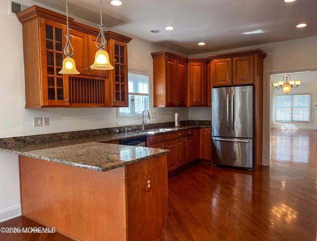 4 Salter Court, Manalapan, NJ 07726