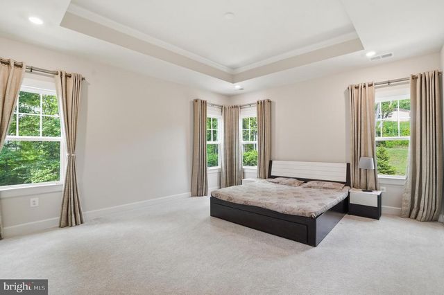 411 W PONDS EDGE DR, Media, PA 19063