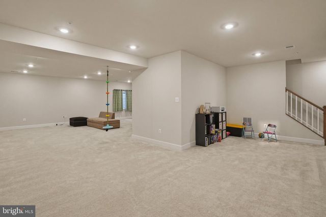 411 W PONDS EDGE DR, Media, PA 19063