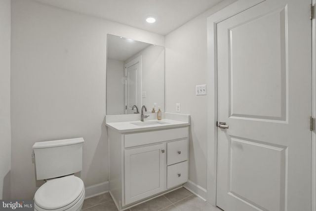 411 W PONDS EDGE DR, Media, PA 19063