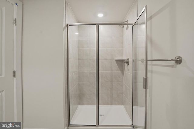 411 W PONDS EDGE DR, Media, PA 19063