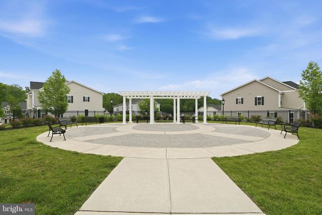 411 W PONDS EDGE DR, Media, PA 19063