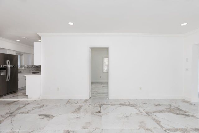 15925 NE 18th Avenue, North Miami Beach, FL 33162