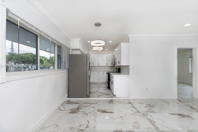 15925 NE 18th Avenue, North Miami Beach, FL 33162