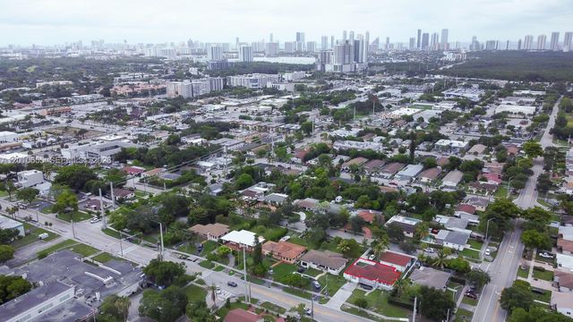 15925 NE 18th Avenue, North Miami Beach, FL 33162