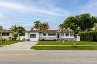 15925 NE 18th Avenue, North Miami Beach, FL 33162