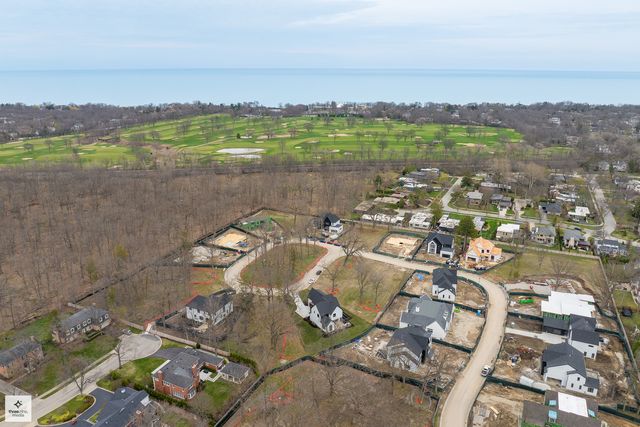 390 Forest Edge Drive, Glencoe, IL 60022