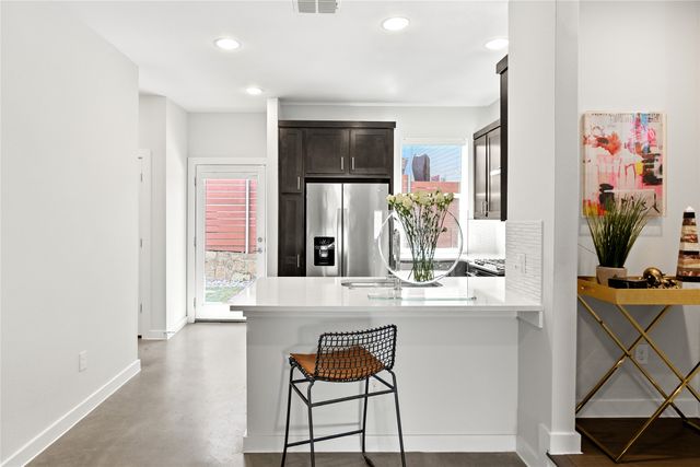 1228 Clifftop Lane, Dallas, TX 75208