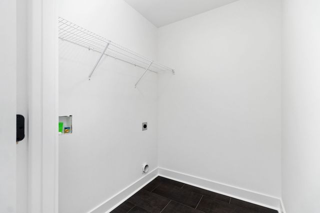 60 Dutch Dr, Clarksville, TN 37043