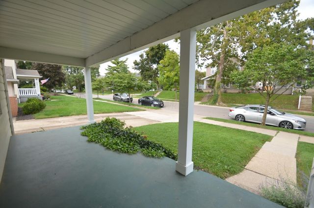 853 Oxley Road, Grandview Heights, OH 43212