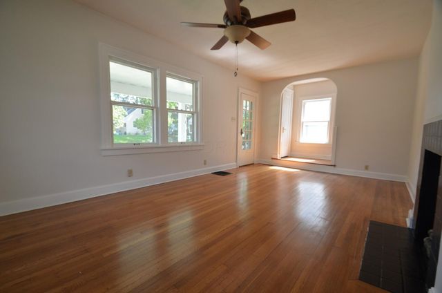 853 Oxley Road, Grandview Heights, OH 43212