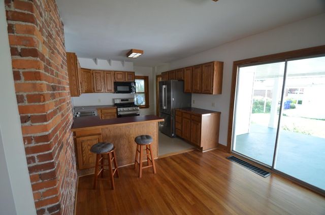 853 Oxley Road, Grandview Heights, OH 43212