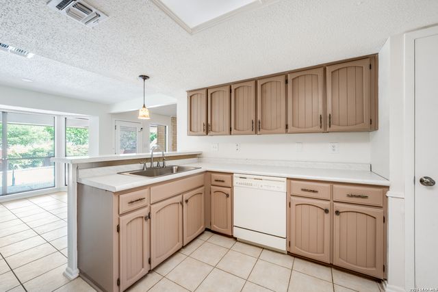 15322 Delachaise, San Antonio, TX 78232