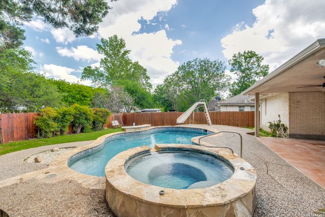 15322 Delachaise, San Antonio, TX 78232