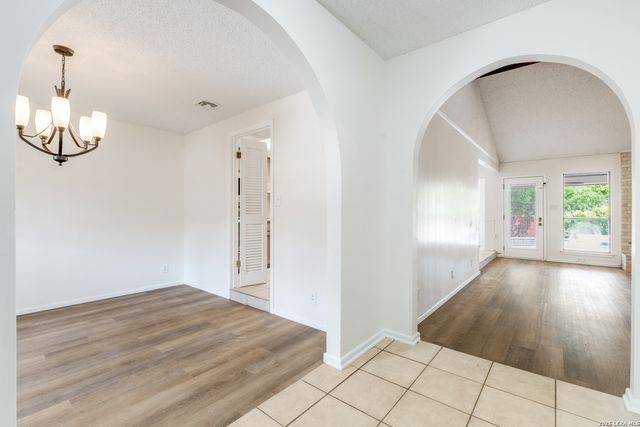 15322 Delachaise, San Antonio, TX 78232