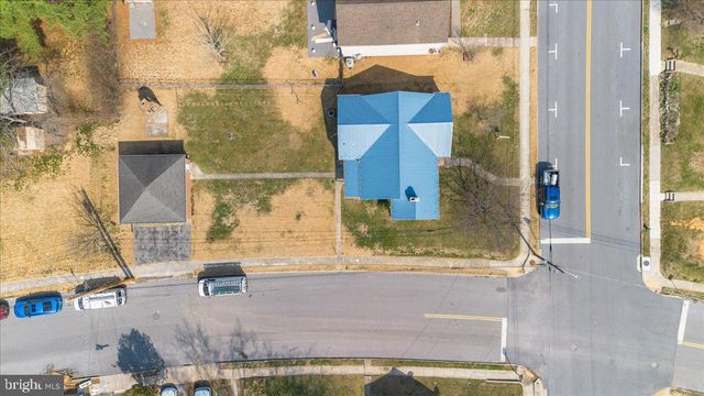 301 AVON RD, Hagerstown, MD 21740