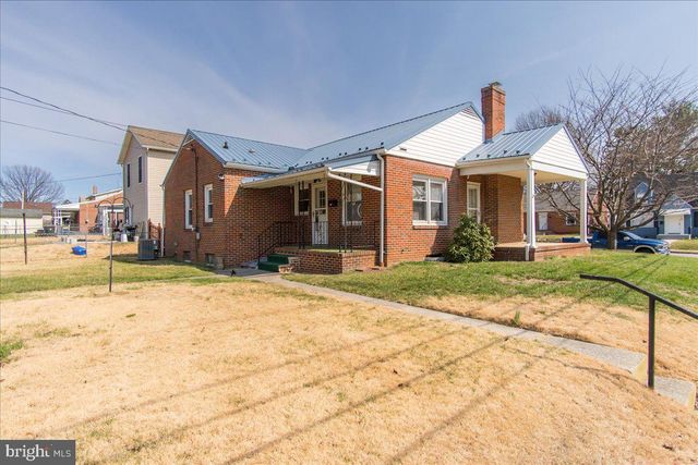 301 AVON RD, Hagerstown, MD 21740