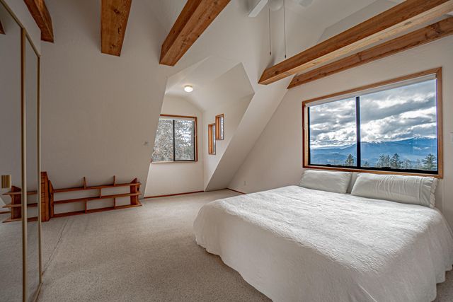 1940 Soda Mountain Road, Ashland, OR 97520