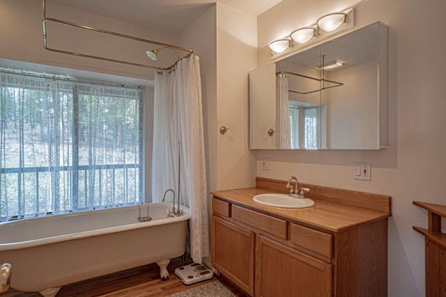 1940 Soda Mountain Road, Ashland, OR 97520