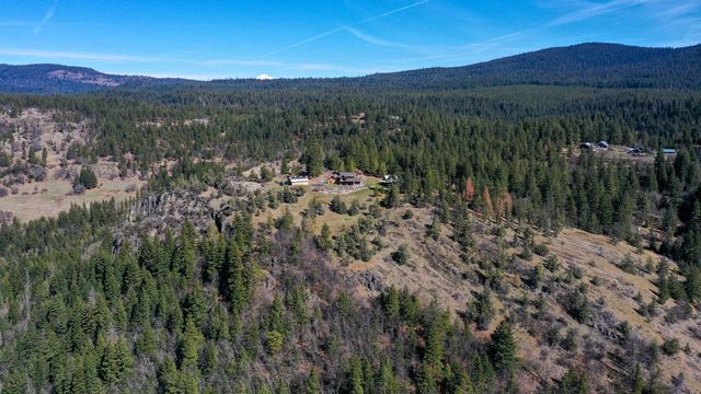 1940 Soda Mountain Road, Ashland, OR 97520