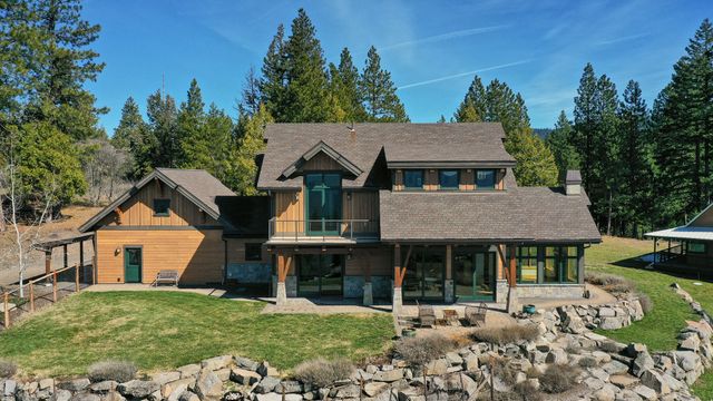 1940 Soda Mountain Road, Ashland, OR 97520