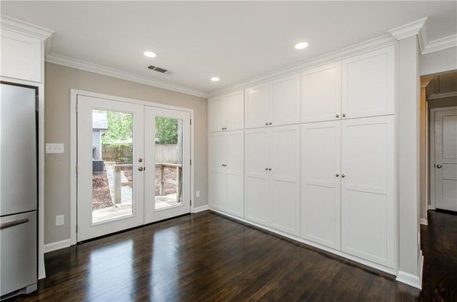 729 Sunnybrook Drive, Decatur, GA 30033