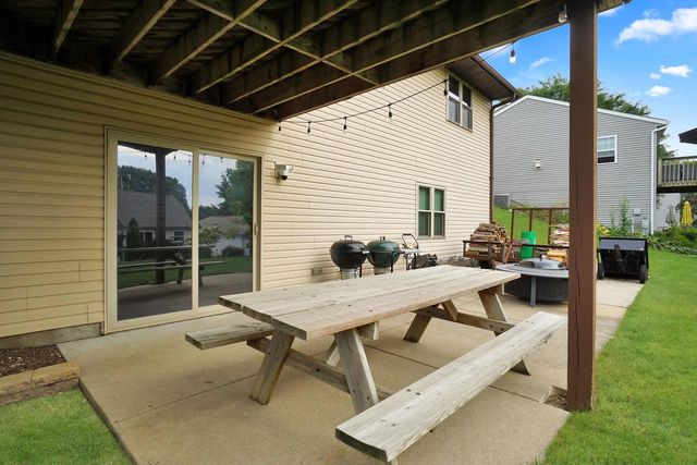 1109 Spruce STREET, West Bend, WI 53090