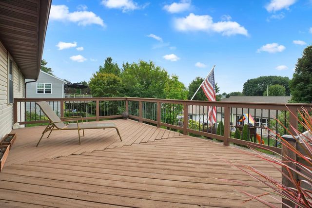 1109 Spruce STREET, West Bend, WI 53090