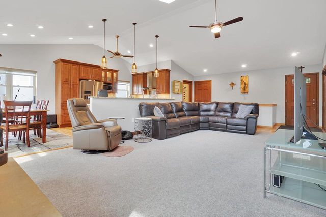 1109 Spruce STREET, West Bend, WI 53090
