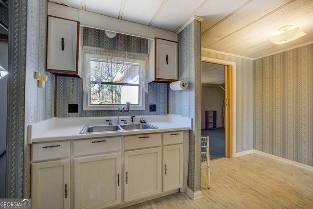 3825 N Goddard Road, Lithonia, GA 30038