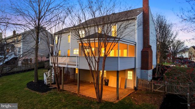 43213 WAYSIDE CIR, Ashburn, VA 20147