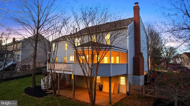 43213 WAYSIDE CIR, Ashburn, VA 20147