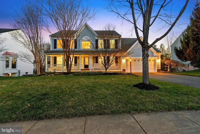 43213 WAYSIDE CIR, Ashburn, VA 20147