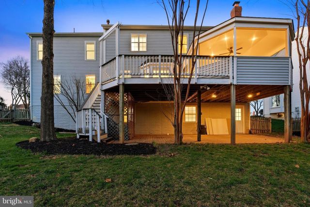 43213 WAYSIDE CIR, Ashburn, VA 20147