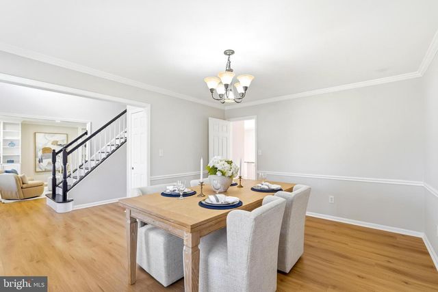 43213 WAYSIDE CIR, Ashburn, VA 20147