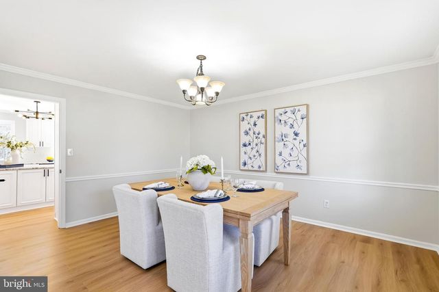 43213 WAYSIDE CIR, Ashburn, VA 20147