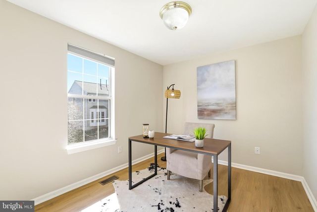 43213 WAYSIDE CIR, Ashburn, VA 20147