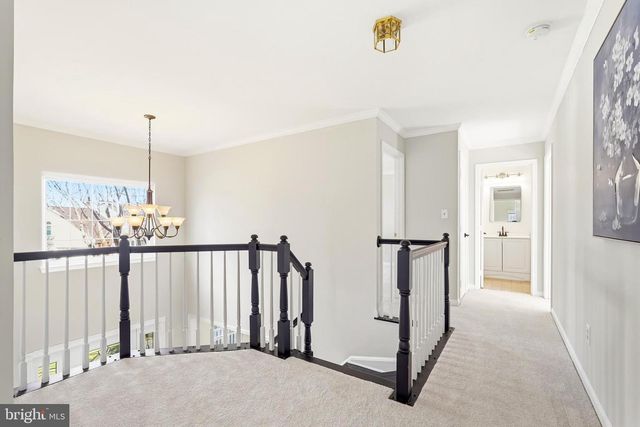 43213 WAYSIDE CIR, Ashburn, VA 20147