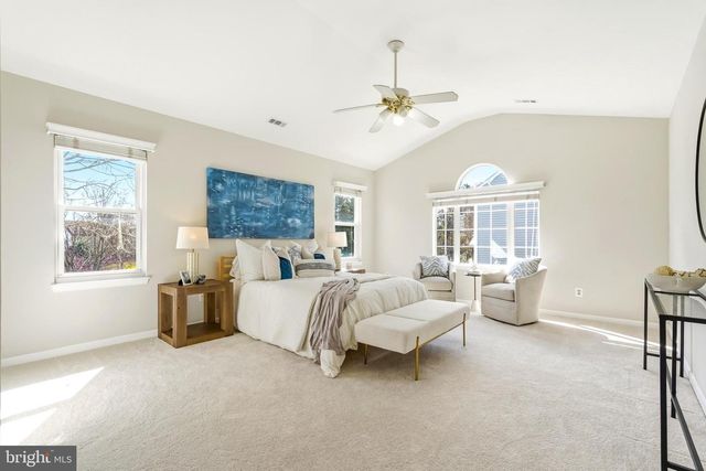 43213 WAYSIDE CIR, Ashburn, VA 20147