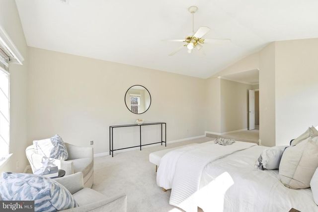 43213 WAYSIDE CIR, Ashburn, VA 20147