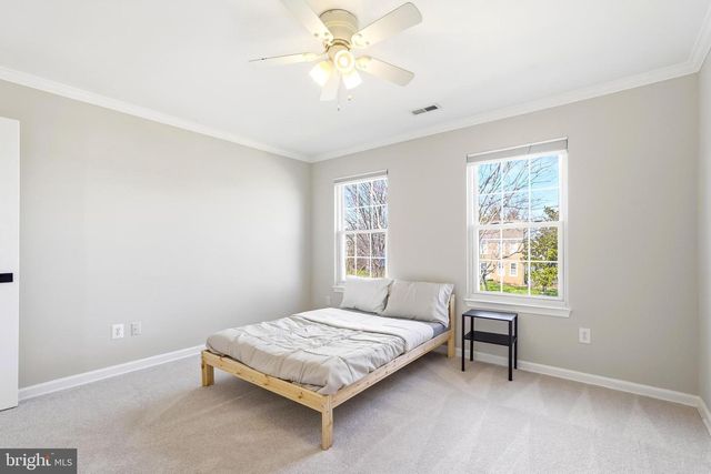 43213 WAYSIDE CIR, Ashburn, VA 20147