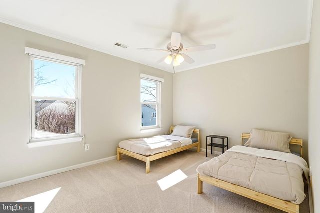 43213 WAYSIDE CIR, Ashburn, VA 20147