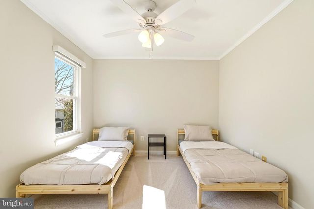 43213 WAYSIDE CIR, Ashburn, VA 20147